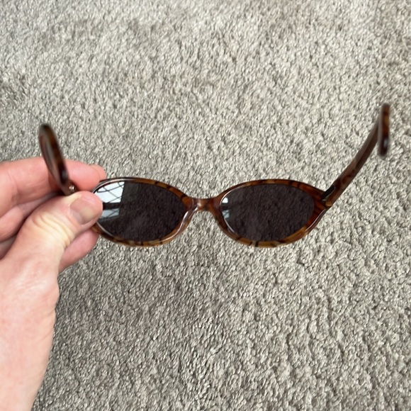 Emanuel Ungaro Women’s Vintage Sunglasses 4509 7033 135 Dark Oval Made in Italy - Picture 6 of 11